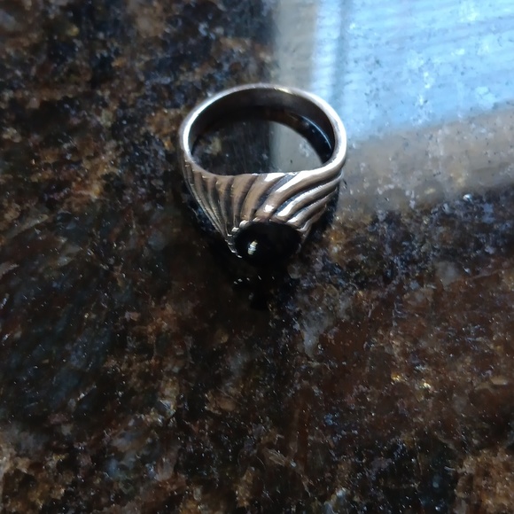 Vintage Onyx Spiral Ring Sterling Silver - Picture 5 of 6